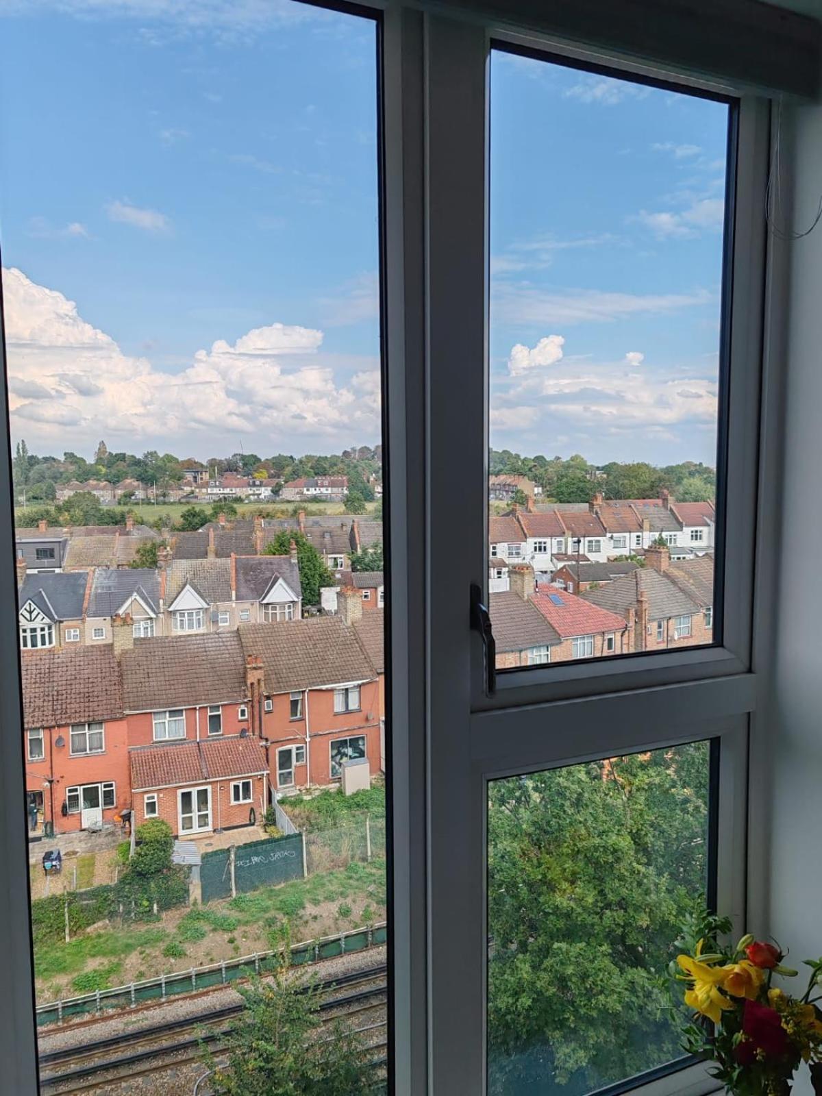 Sudbury Hill Stay Harrow on the Hill Buitenkant foto